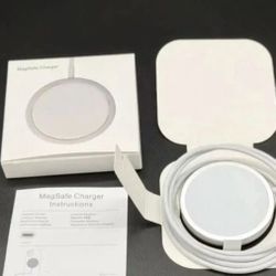 Apple MagSafe charger