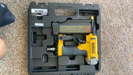 Dewalt Pin Nailer