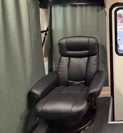Black Swivel chair