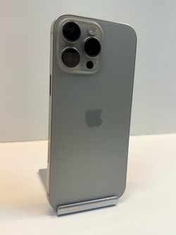 Apple iPhone 16 PRO MAX 256gb. ( Unlocked Phone )