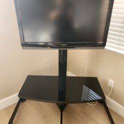 32" Sharp TV With Stand 