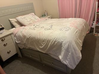 Full Storage Bed with Headboard
