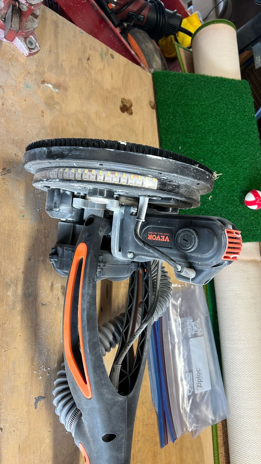 Vector Drywall Sander With Vacuum