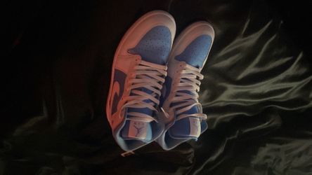 Jordan 1 unvi