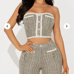 Fashion Nova Size Large