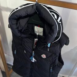 MONCLER VEST FOR MENS