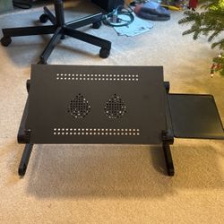  Adjustable Laptop stand