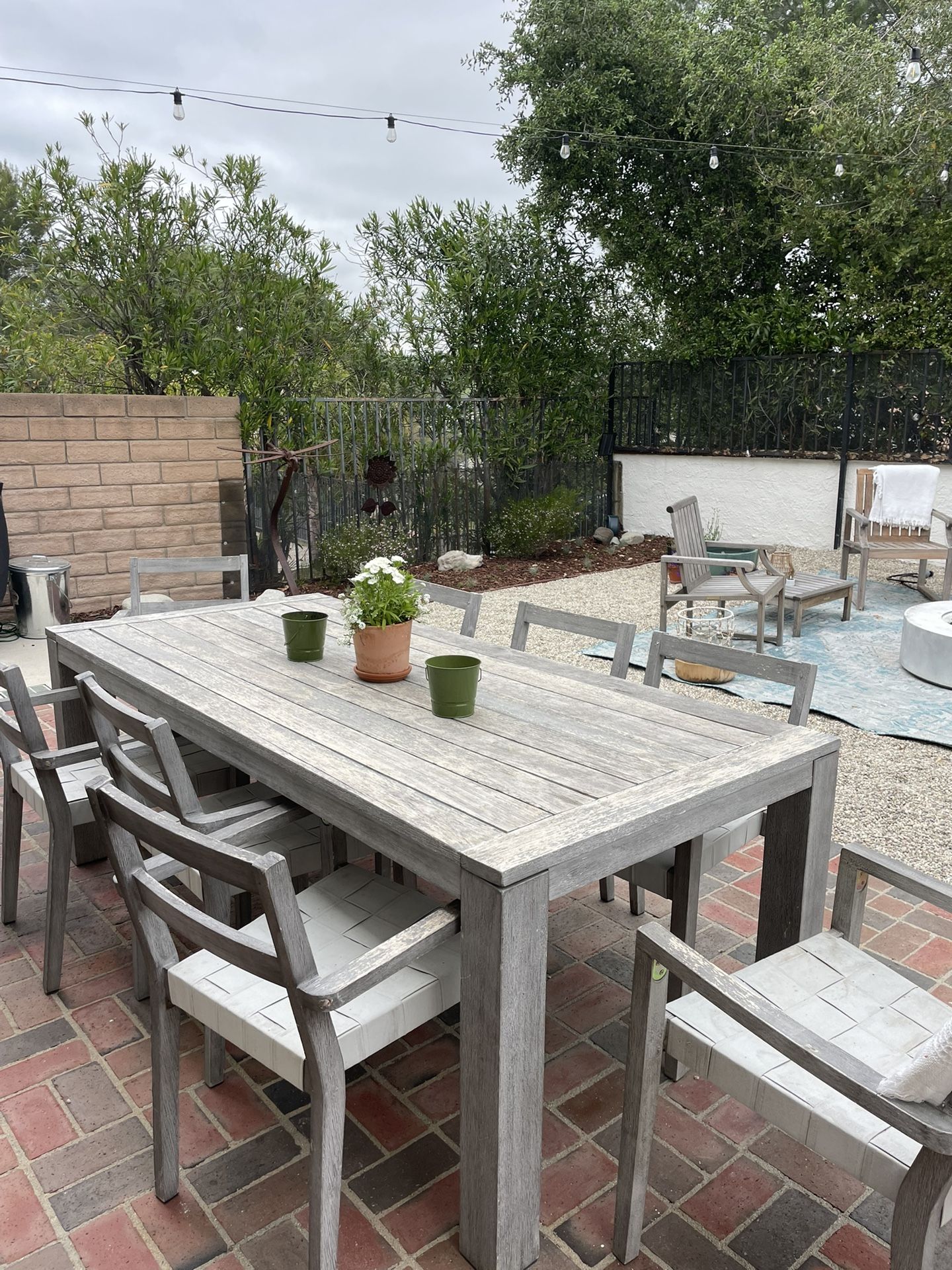 Outdoor dining set