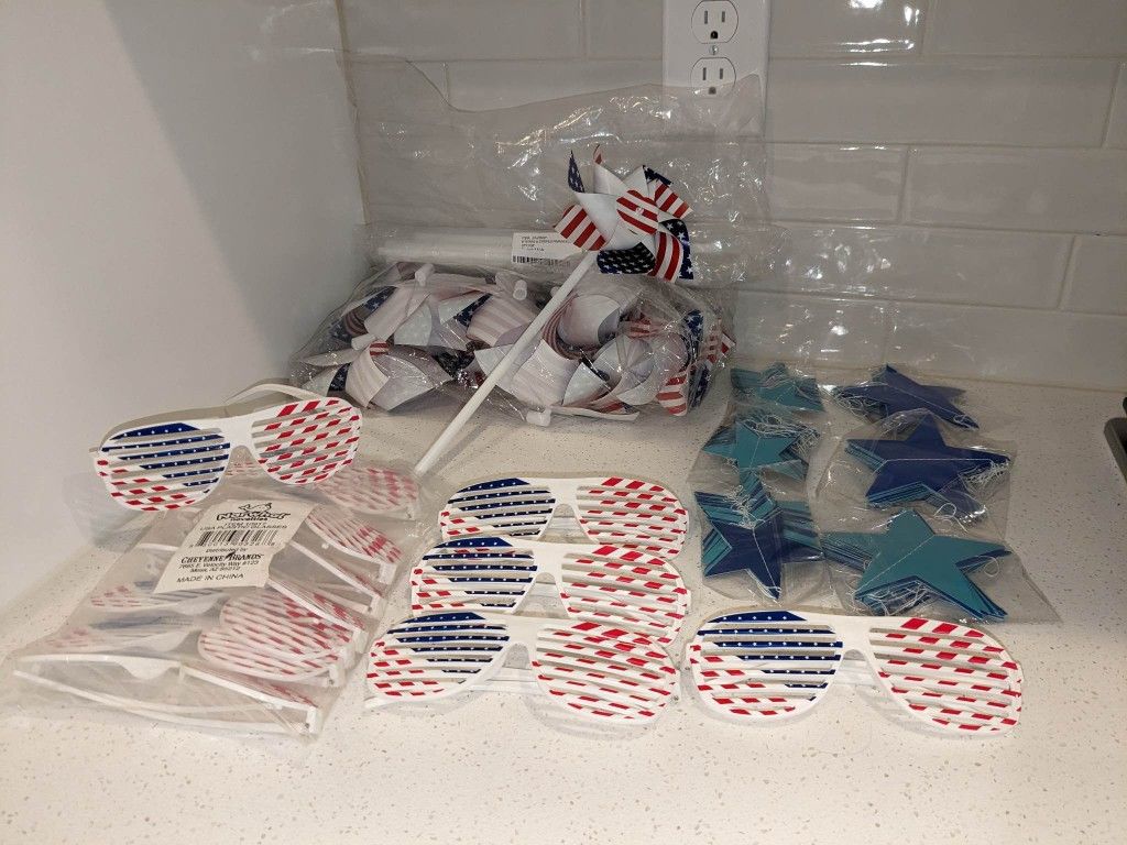 Patriotic Novelty Party Items, Two Items Remain, Priced