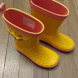 Rain Boots, Winter Boots And Running Sneaker 