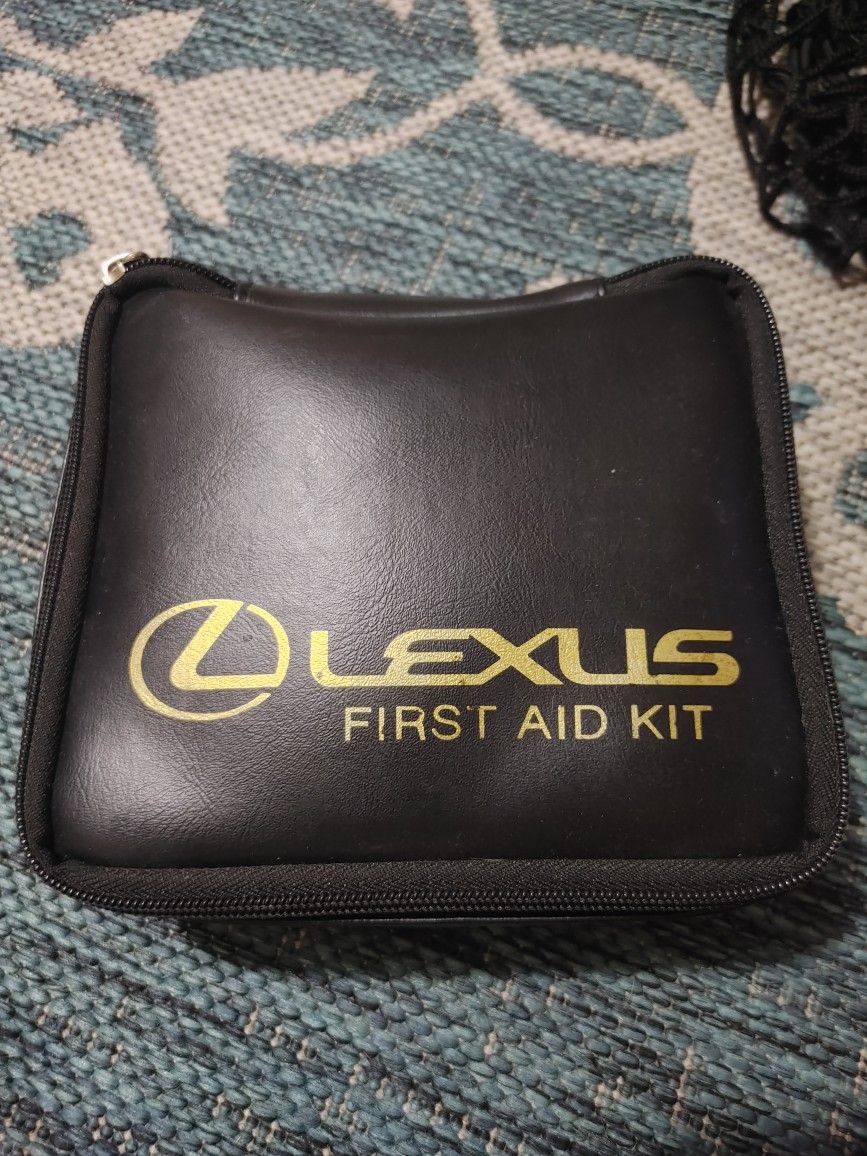 Lexus First Aid Kit for Sale in Kansas City, KS OfferUp