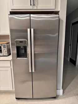 Kitchen appliances/ 4 units