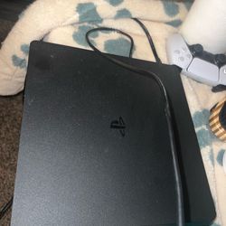 Ps4 1tb with controller