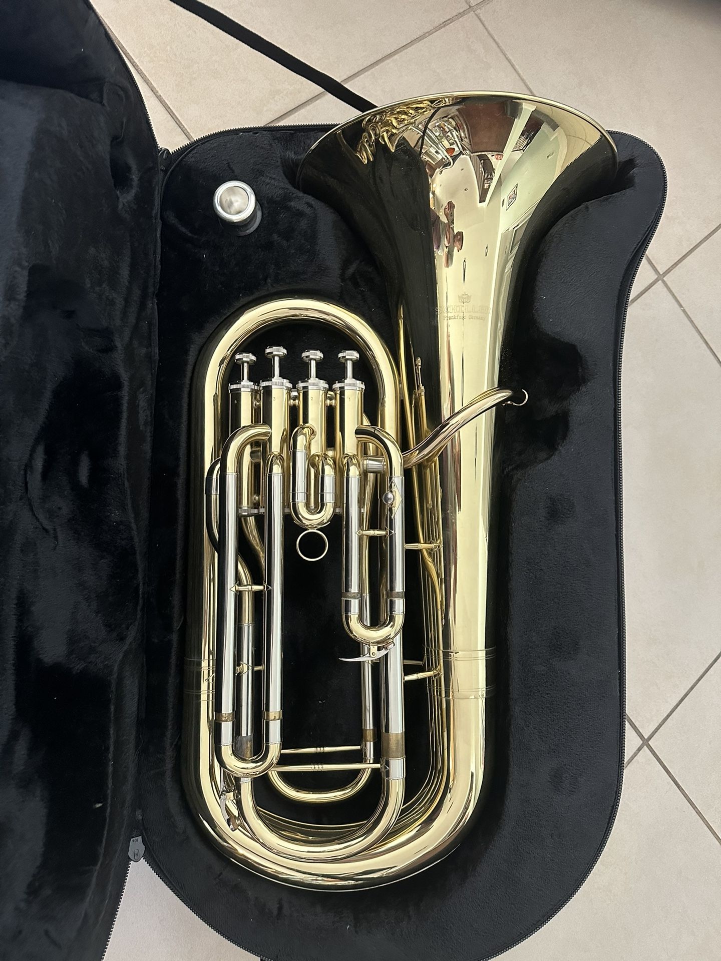 Schiller Instruments Euphonium 4 Valve With Case