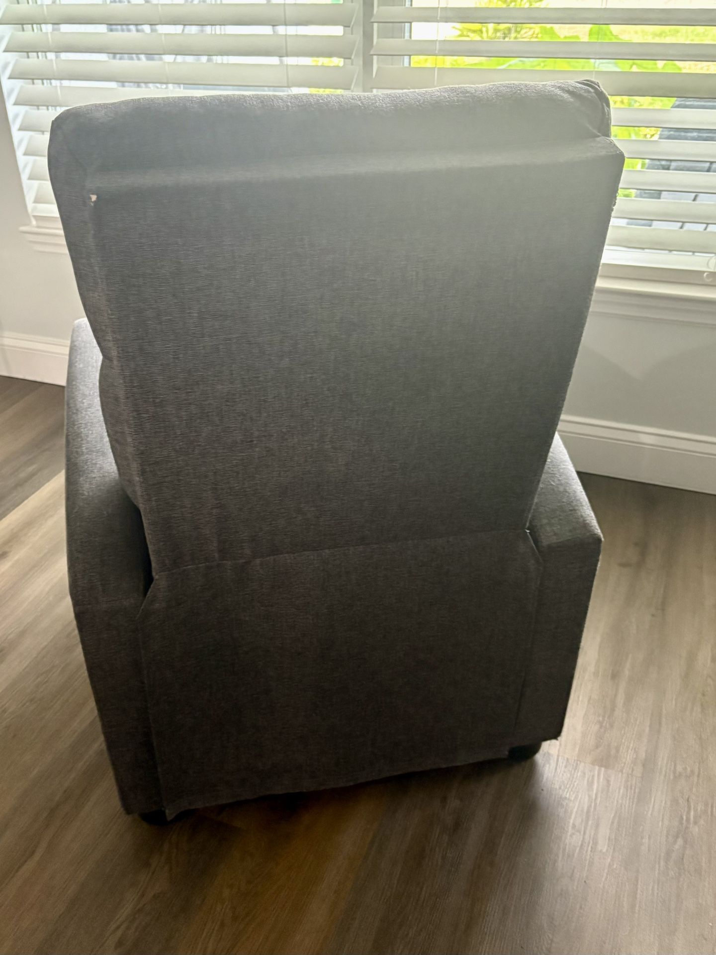 Fabric recliner chair