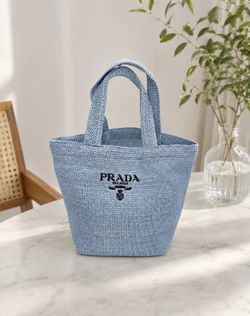 Brand new VIP GWP Blue Crochet Knit Mini Tote Bag