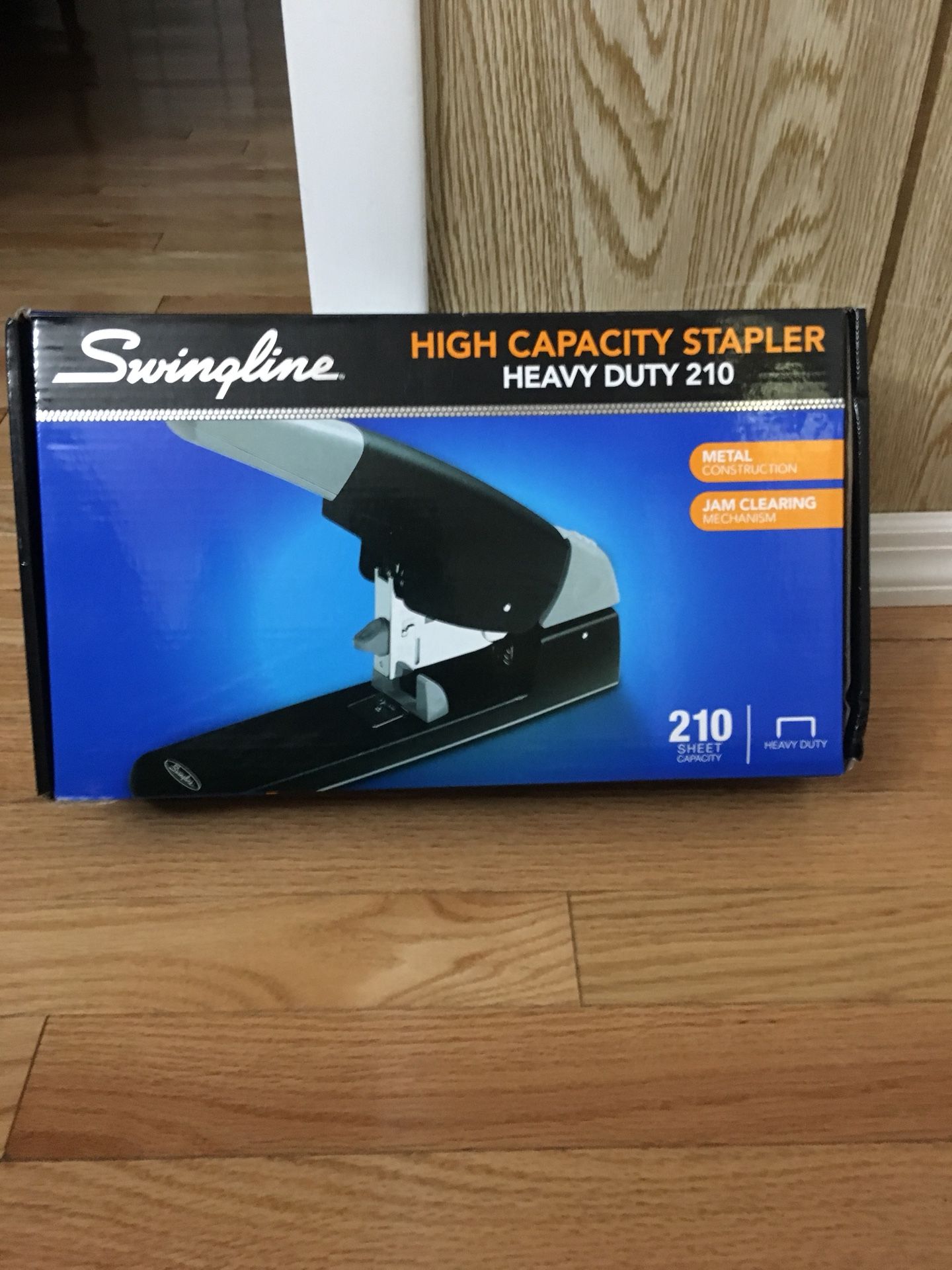 Swingline® High-Capacity 210 Sheet Capacity Heavy-Duty Stapler - Black/Gray