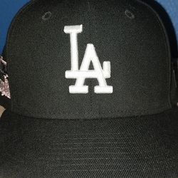 Fitted Hat Size 7 