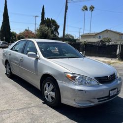 Toyota Camry 