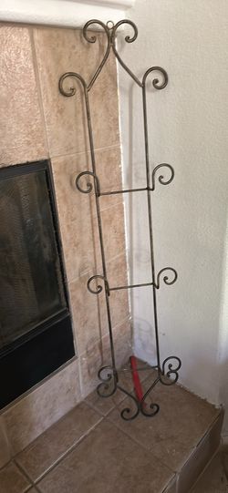 Towel Rack