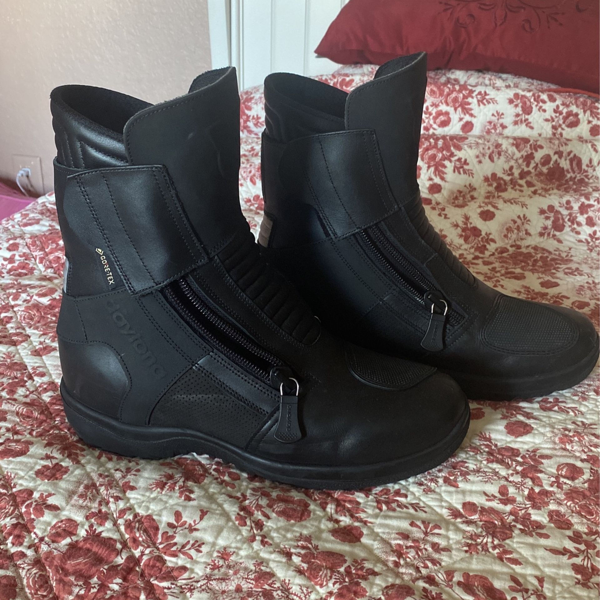 German Made Daytona Motorcycle Boots Max Sports GTX