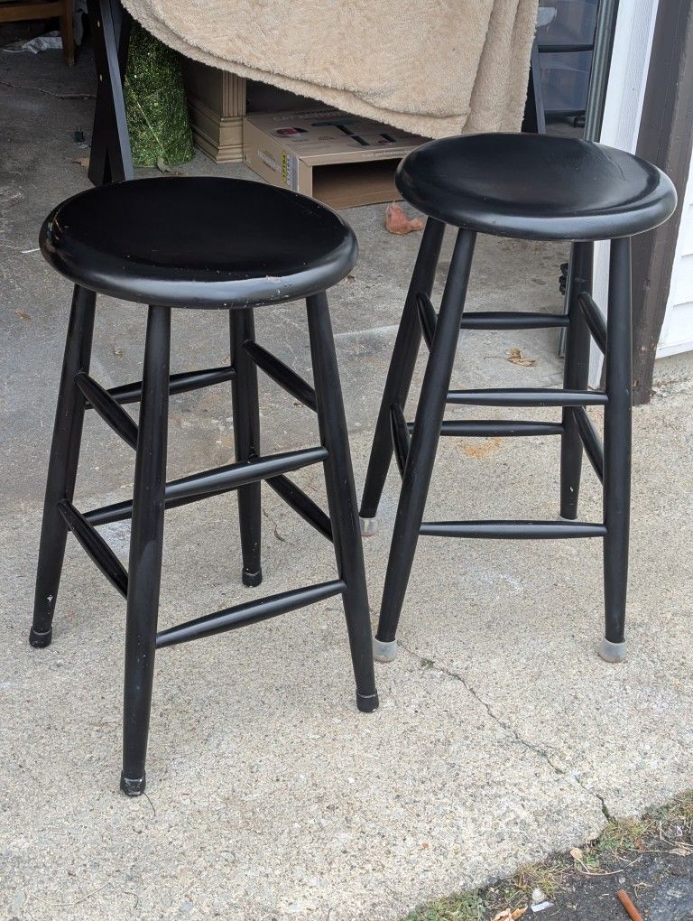 set of 2 solid wood counter height stools 