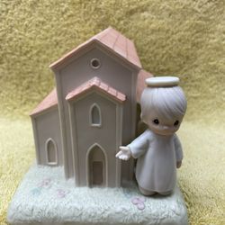 Precious Moments “There’s A Christian Welcome Here”