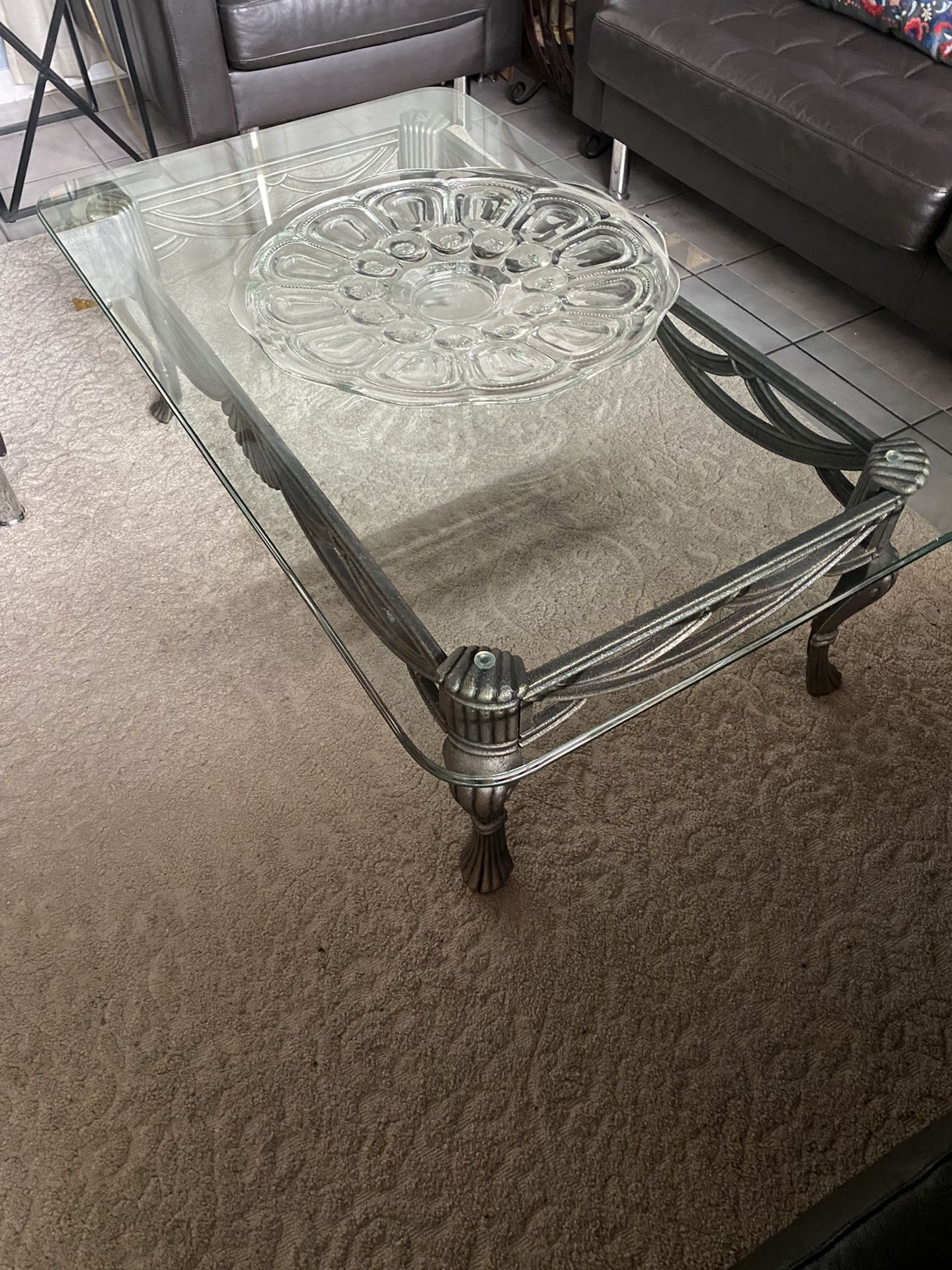 Glass table With Decorative Bowl