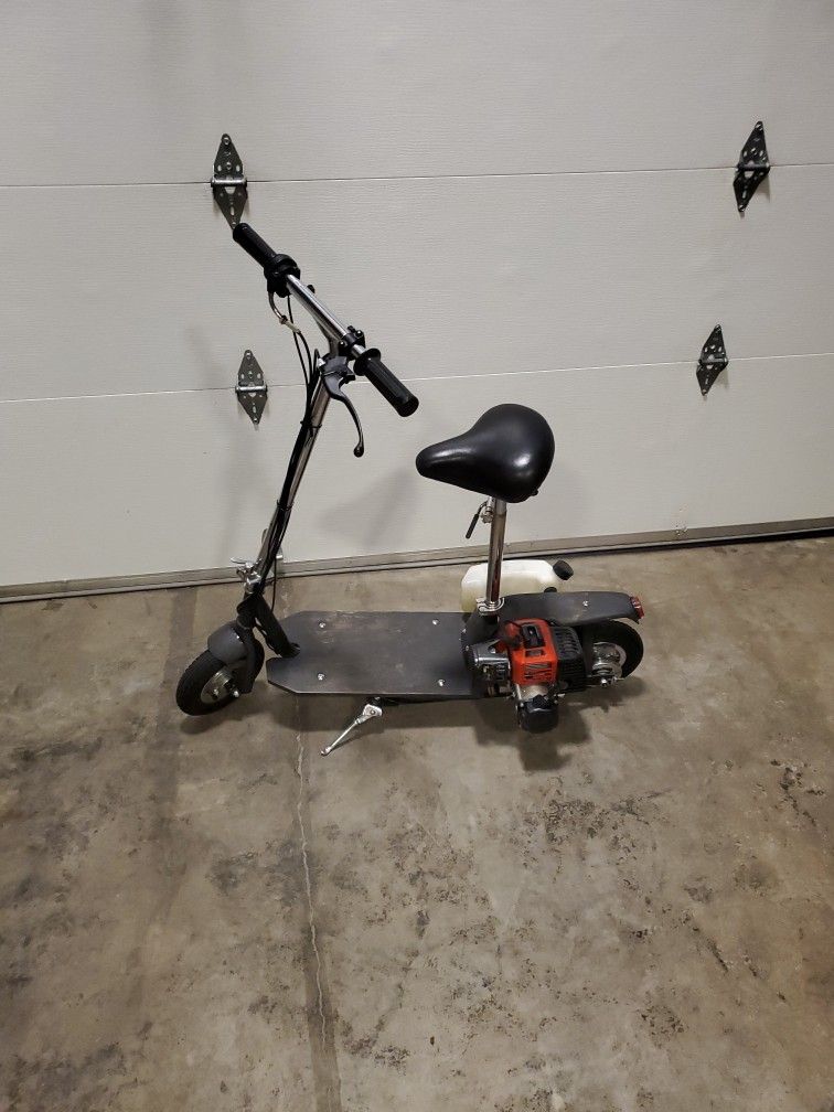 Gas Scooter/ Moped