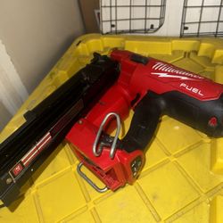 M18 Framing Nail Gun