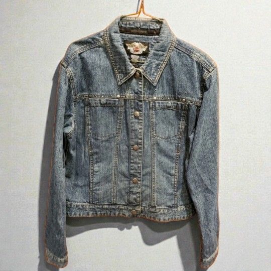 Vtg Harley Davidson Denim Trucker Jacket Metal Studs Embroidered Snap Button Lrg
Excellent condition