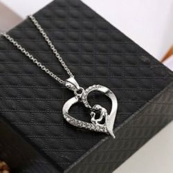 Silver-plated Rhinestone Heart Pendant Necklace