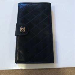 Chanel Leather wallet