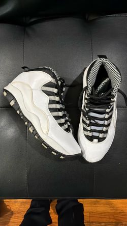 Air Jordan 10 Retro Sneakers Size 7.5