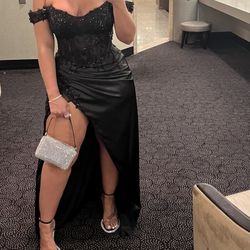 Black corset Cocktail/Prom/Event Dress Fits Size 10-12