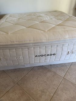 King Size Avocado Plush Top Mattress