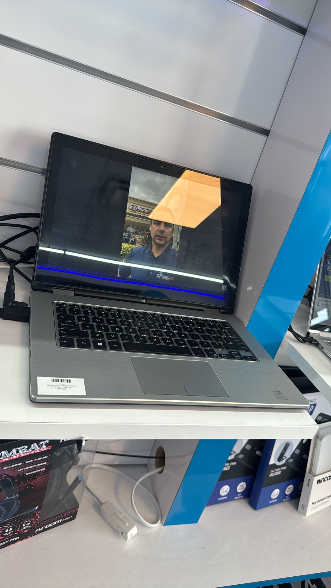 Hp / Touch Screen