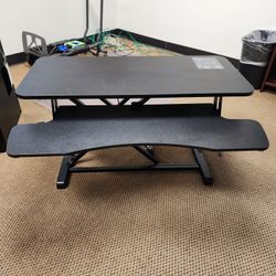 Vivo stand Up Desk