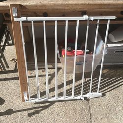 Baby gate