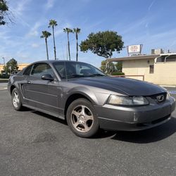 2003 Ford Mustang