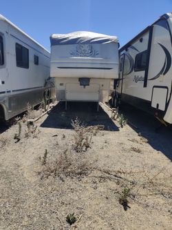 fifth wheel trailer 2005