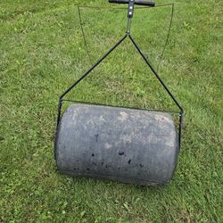 Yard Roller, 24" wide, fill with water.  Must pick up.