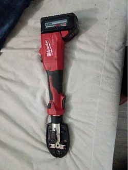 M18 18V Lithium-Ion Cordless FORCE LOGIC 6-Ton Utility Crimper with O-D3 with battery