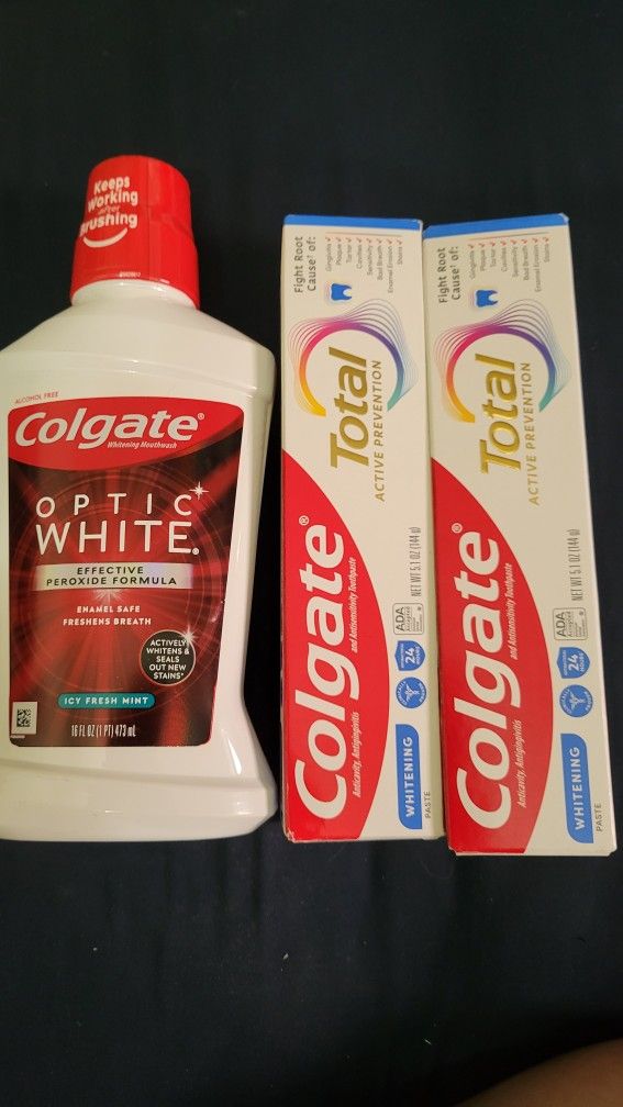 2 Colgate Total Active Prevention Whitening Toothpastes (5.1 oz) & Colgate Optic White Mouthwash (16.9oz) For $10/$10 Por Los 3