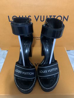 Louis Vuitton Black Star Trail Pumps – MILNY PARLON