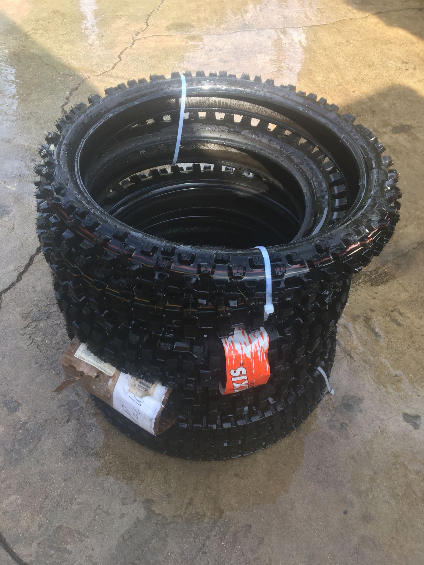 Dirt bike tires / Motorcycle tires front and rear