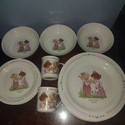 Precious Moments Set