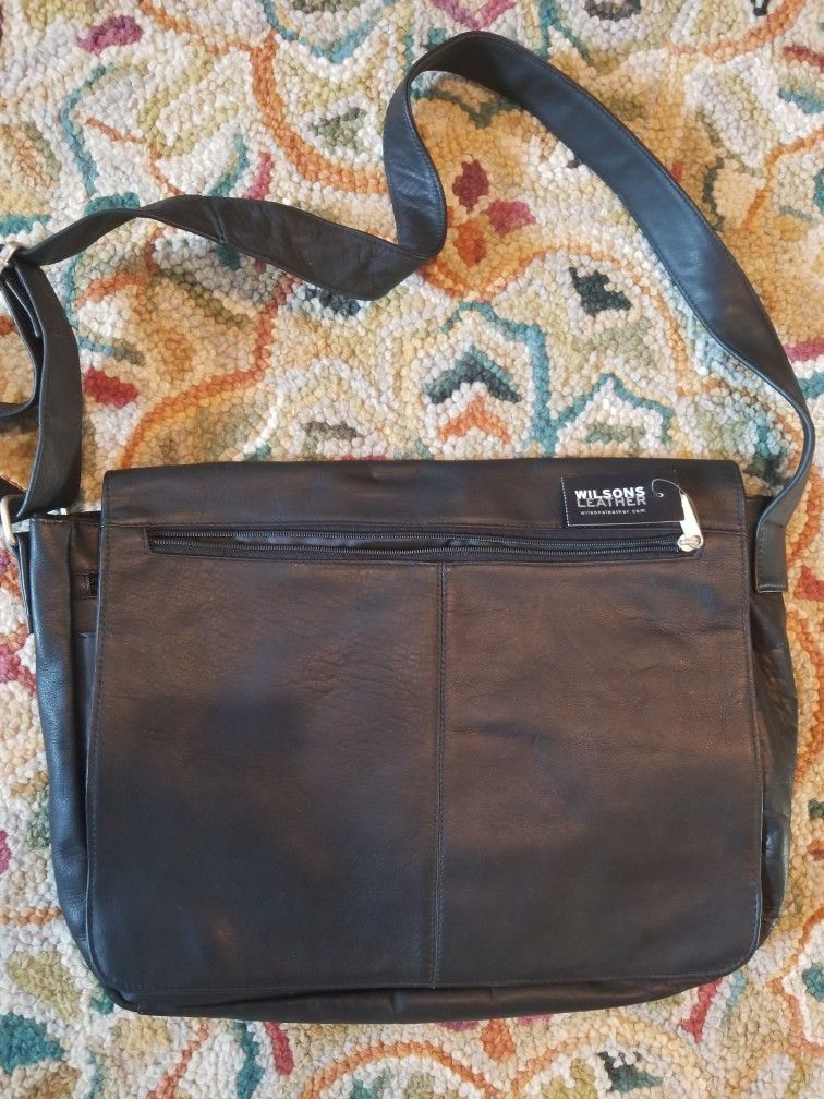 Wilson LEATHER Shoulder Bag