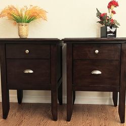 Pair Of 2 Dark Brown Espresso Mahogany Nightstands 2-Drawer Night Stands