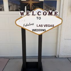Rent This Wedding Sign With Couples Names On Sign
